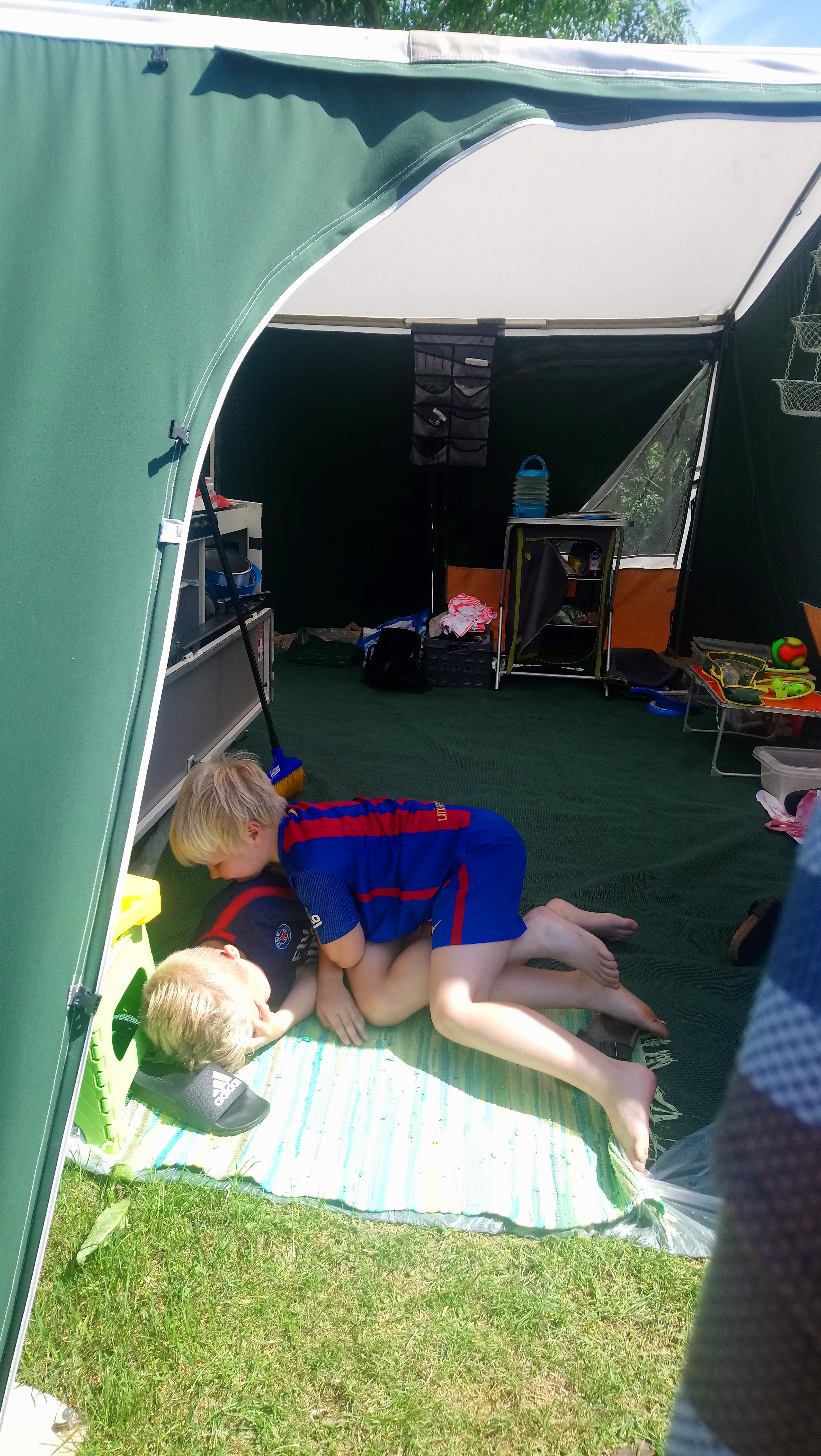 Kamperen in de Betuwe met kinderen op camping de Vergarde