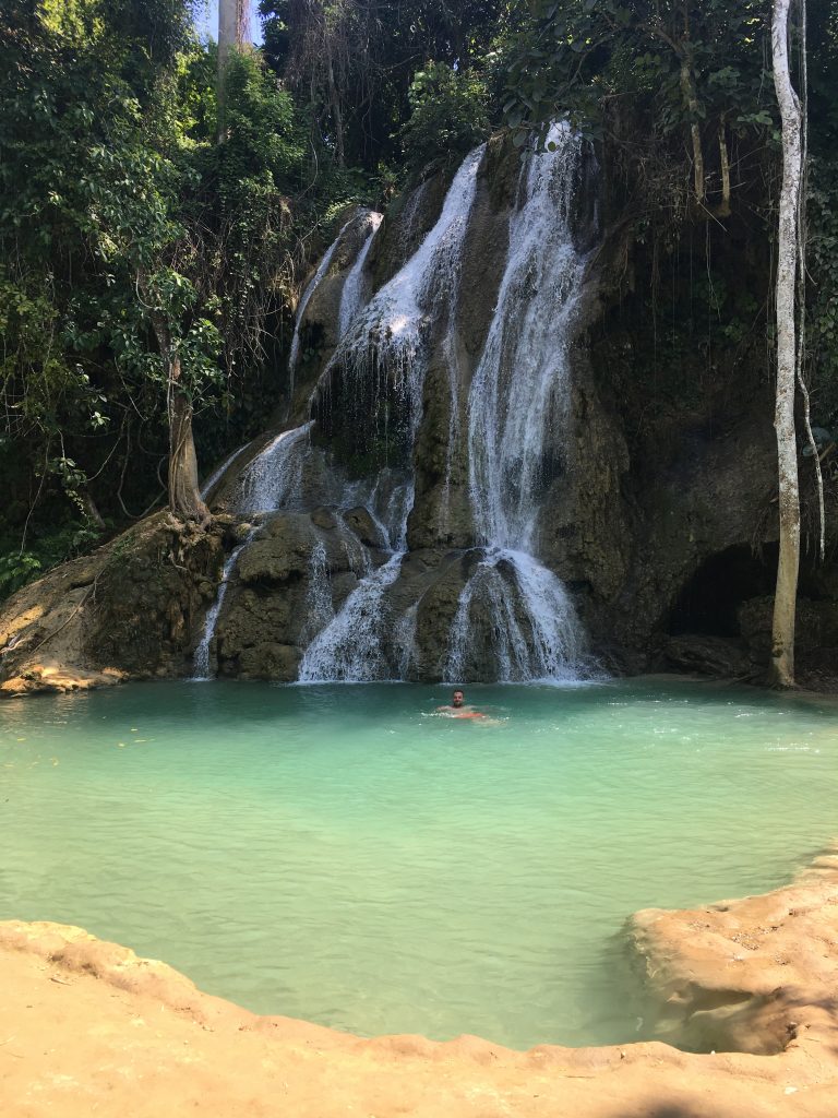  Khoun Moung Keo Waterfall.