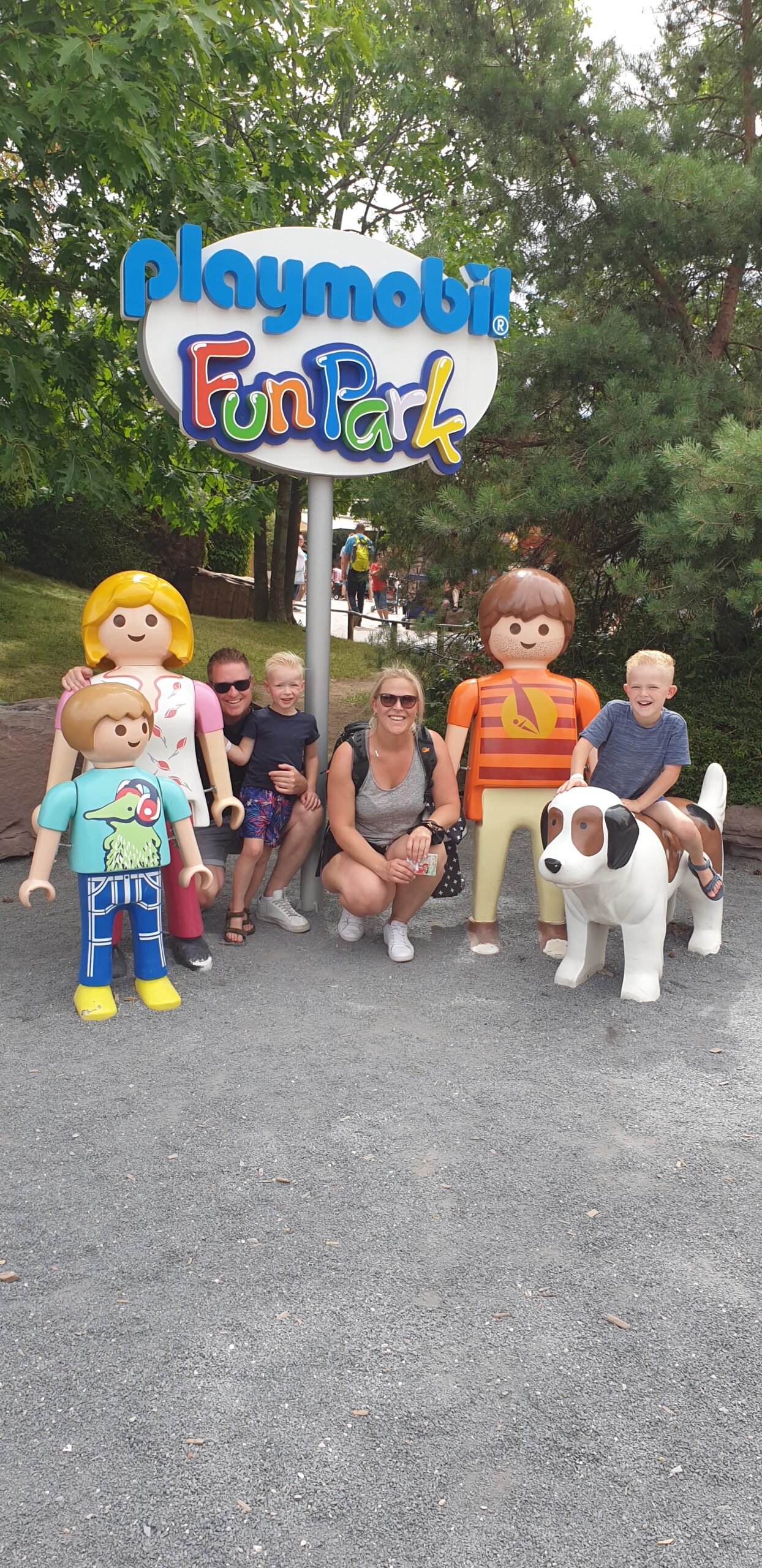 koppel materiaal Walging Playmobil Funpark in Duitsland met kinderen - Avonturen Sparen