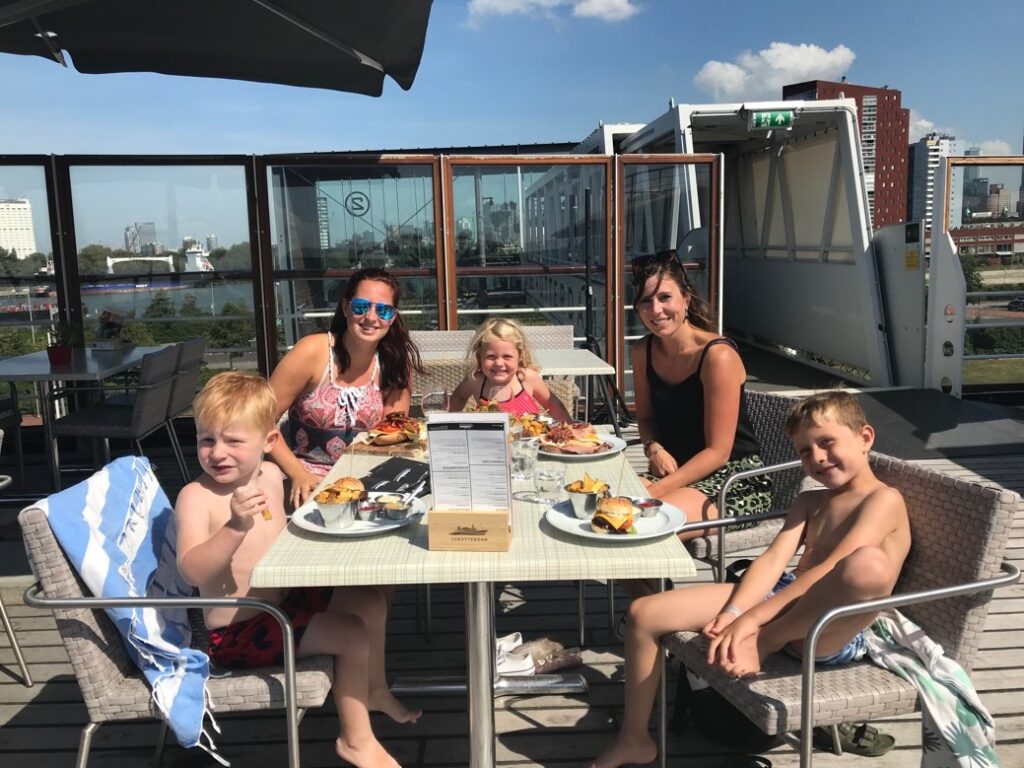 kindvriendelijke hotels in Rotterdam